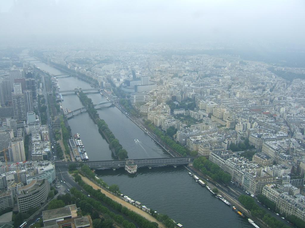 فندق باريسفي  Peniche Tour Eiffel الغرفة الصورة